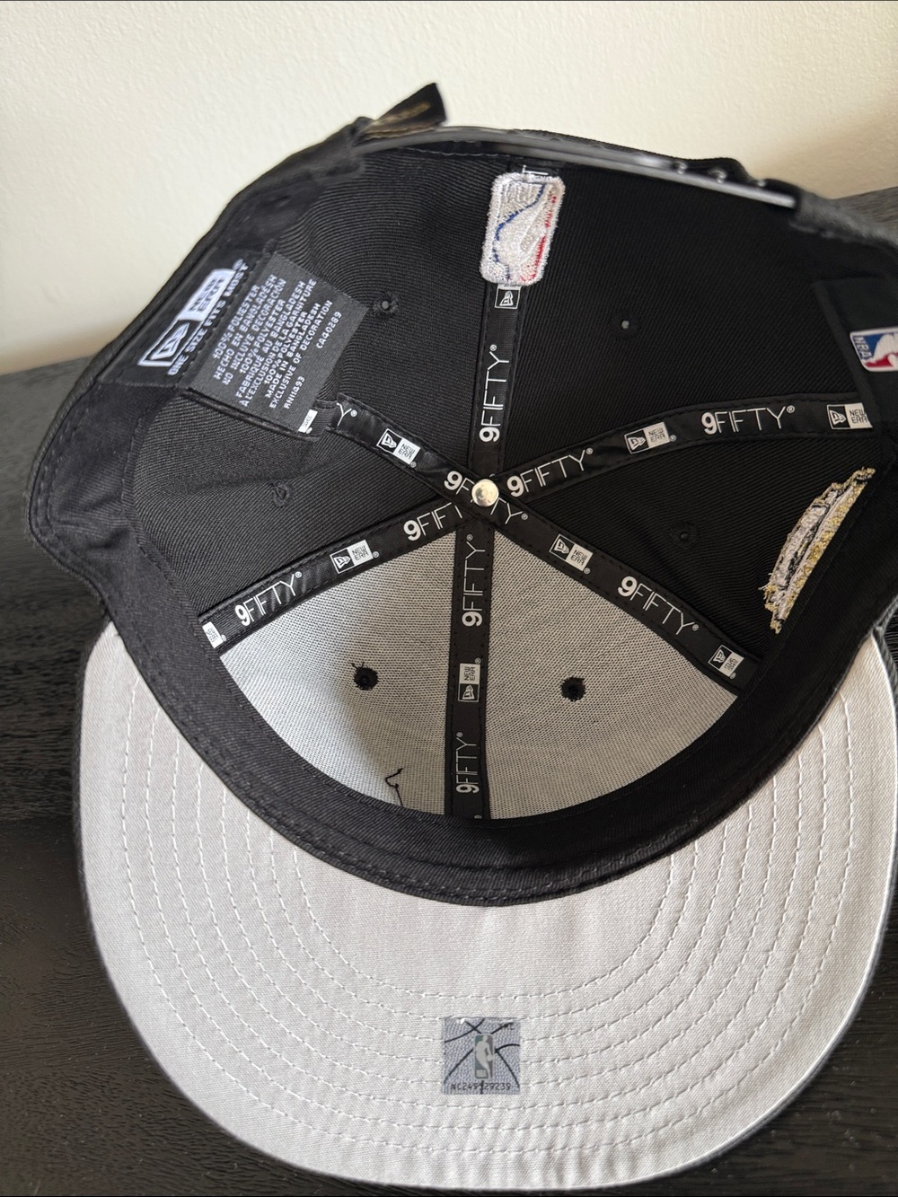 New Era Black Knicks 2026 NBA Finals Snapback - Picture 3 of 8
